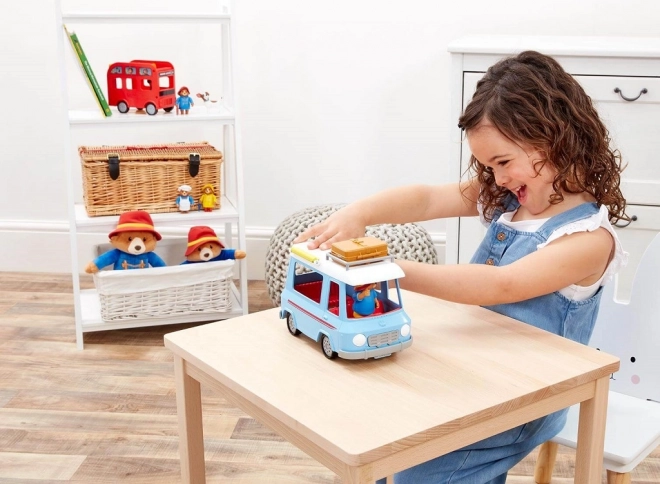 Karavan s Paddingtonem a příslušenstvím