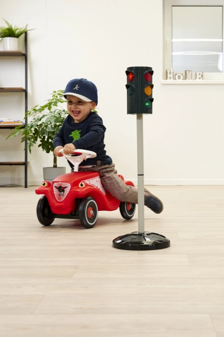 Velký semafor s automatickým přepínáním světel