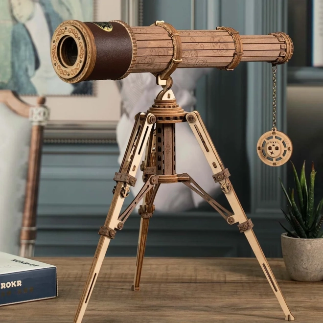 ROBOTIME Rokr Dřevěný Model Monokulárního Dalekohledu