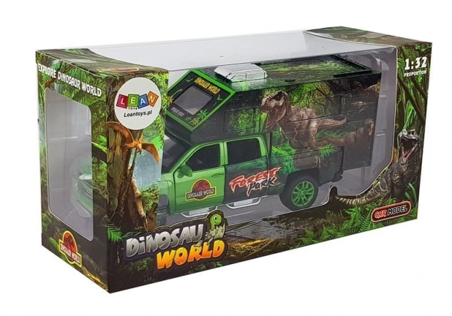 Kempingové auto s dinosauřími motivy