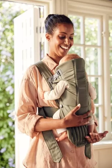 BABYBJORN MINI Tkané dětské nosítko, Tmavě zelená