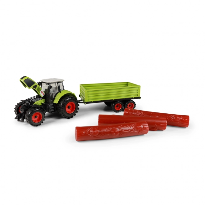 Traktor s přívěsem na dřevo