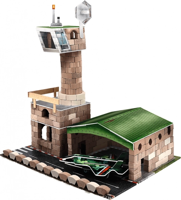 Trefel Brick Trick Moro: vojenské letiště XL