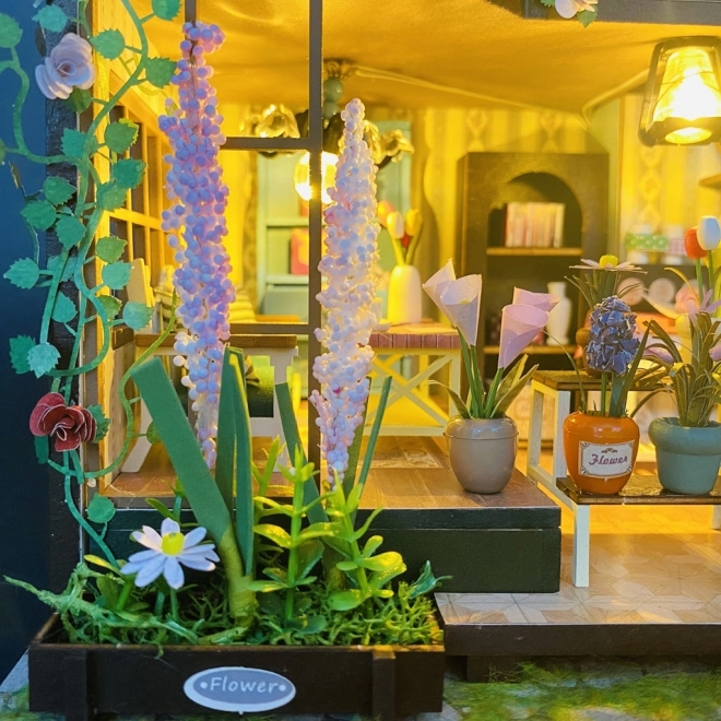 Miniatura domečku Darcyin květinový dům