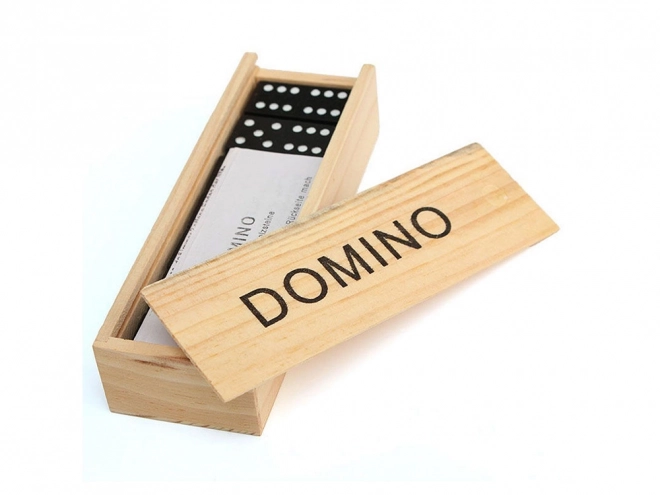 Dřevěné domino v krabici