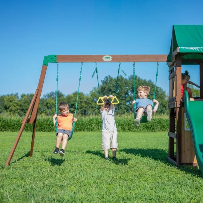Dřevěné hřiště Lakewood se skluzavkou a houpačkami