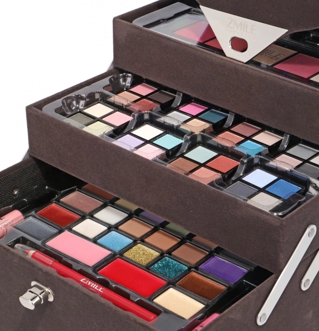 Široká paleta barev pro nekonečné looky