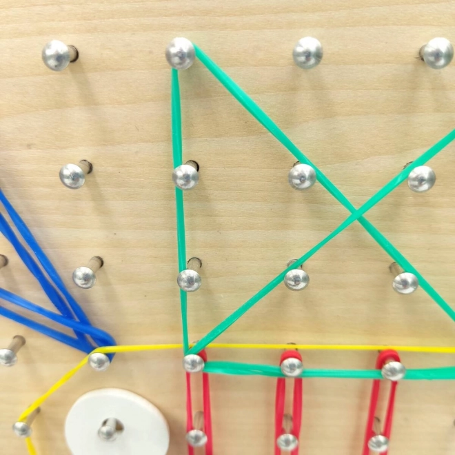 Dřevěná destička pro kreativní tvorbu - Geoboard B. Toys