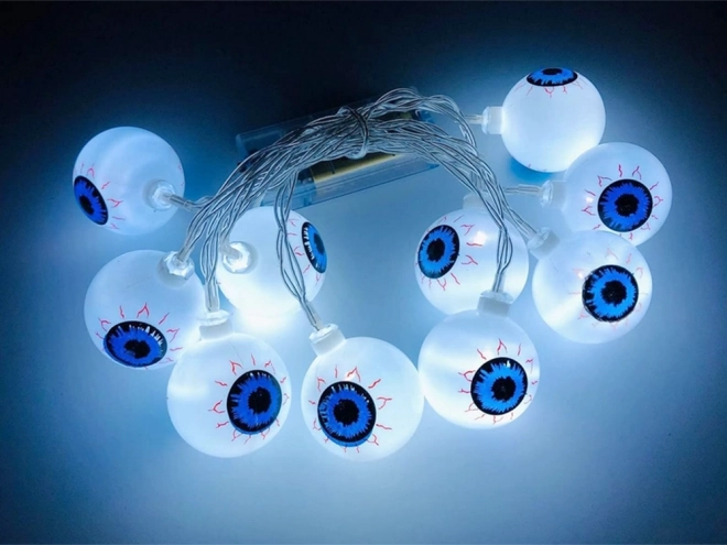 LED girlanda s motivem očí na Halloween