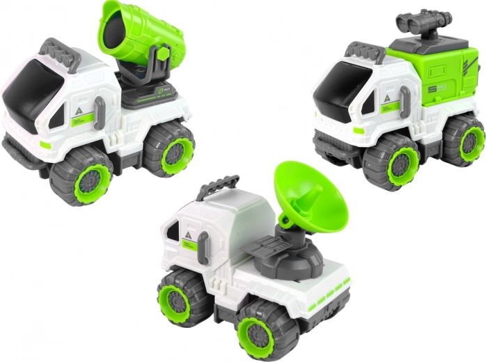 Tři specializované náklaďáky pro různé úkoly