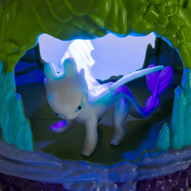 Draci 3 svítící Dračí jeskyně s figurkou