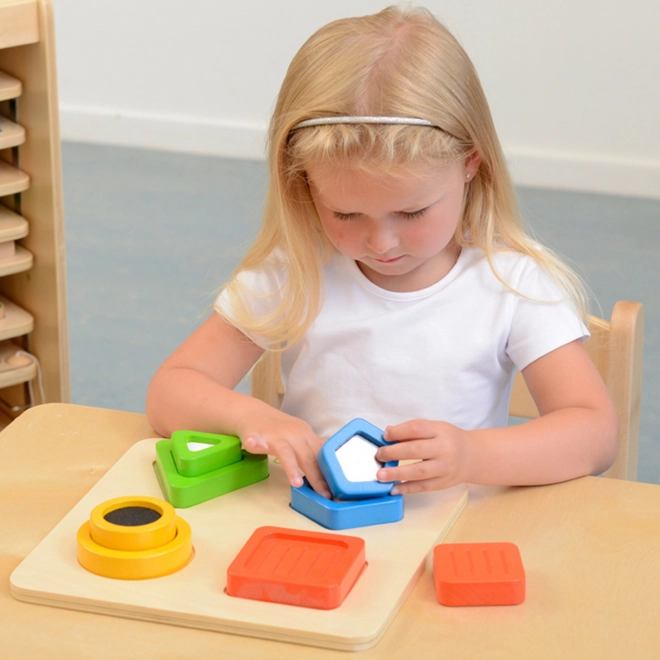 Dřevěný sorter tvarů materiálů a povrchů Montessori