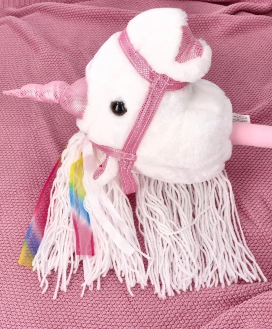 Jezdecký jednorožec na holi Rosa