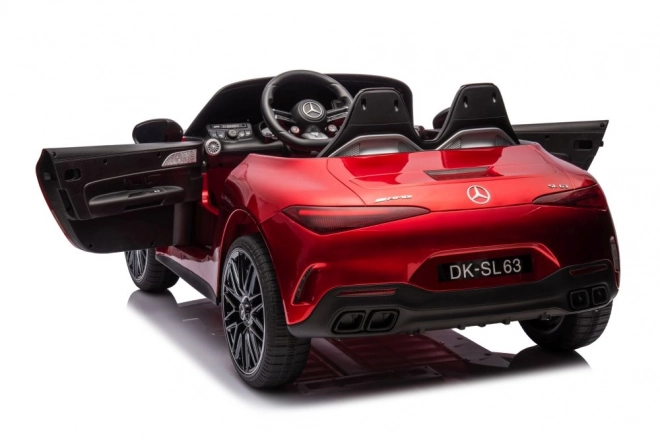 Mercedes AMG SL63 červeně lakované auto na baterie