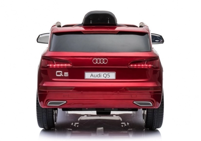 AUDI Q5 Červená baterie