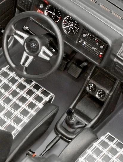 Plastikový model VW Golf 1 GTI