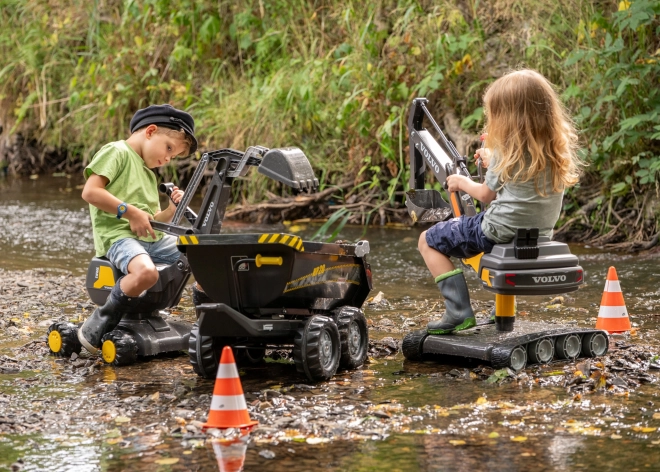 Rolly Toys Volvo kopající vozidlo pro děti černé