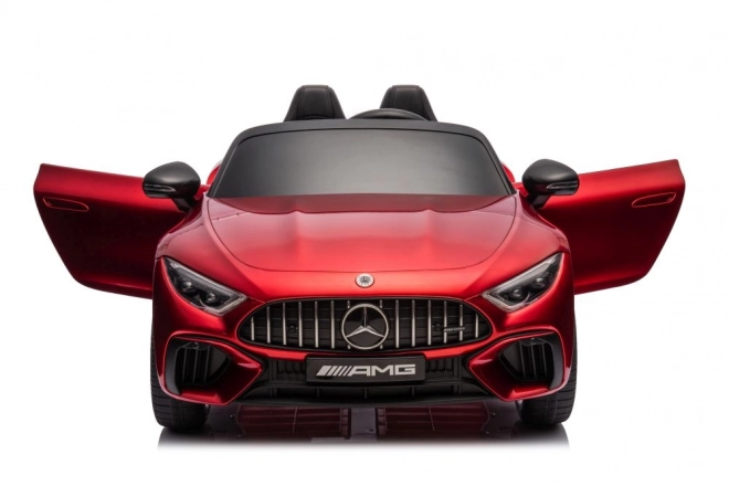 Mercedes AMG SL63 červeně lakované auto na baterie