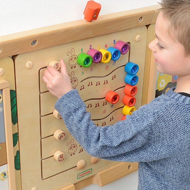 Kolorové housenky pro nauku čísel a množství - nástěnná vzdělávací tabule Montessori