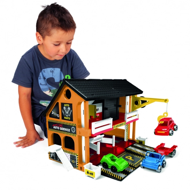 Wader Play House autodílna