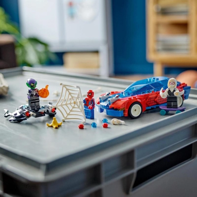 Super Heroes Spider-Man a Zelený Goblin závodní auto