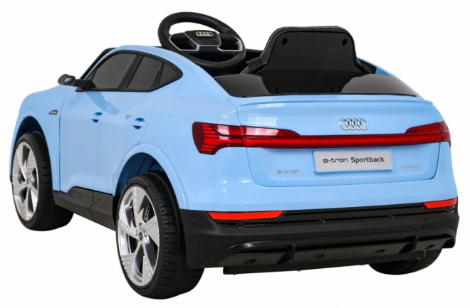 Audi E-Tron Sportback pentru copii + Pilot + tracțiune 4x4 + pornire lentă + radio MP3 + LED – Modrá