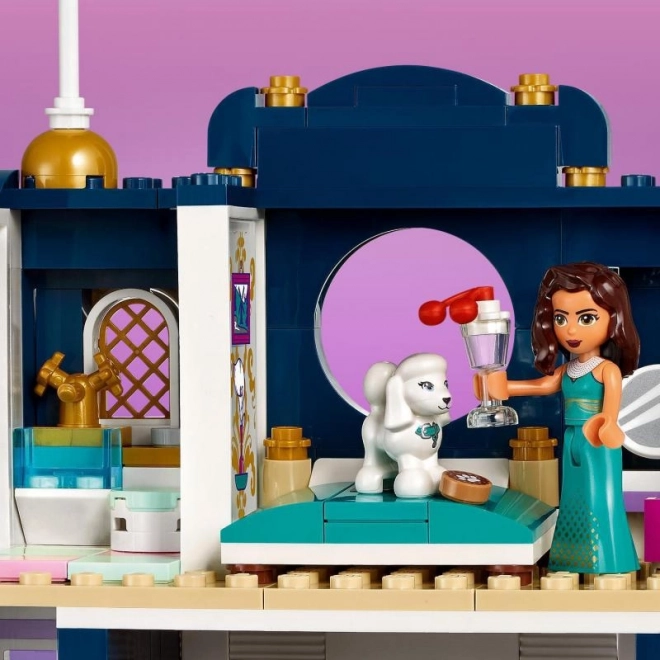 LEGO Friends 41684 Hotel v městečku Heartlake
