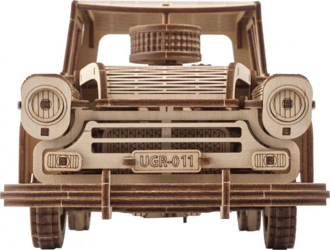 Ugears 3D dřevěné mechanické puzzle Americký náklaďák (pick-up)