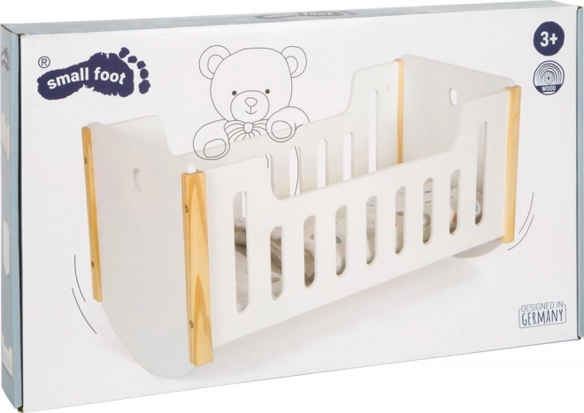 Dřevěná kolébka pro panenky ve skandinávském designu