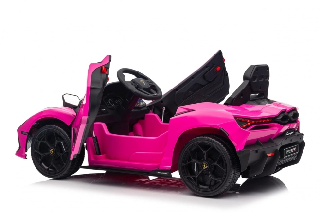 Růžový Lamborghini Revuelto pro děti