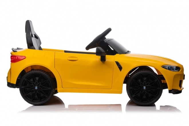 Bmw M4 baterie Auto žlutá
