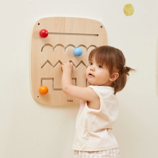 Čtyři dráhy s různými tvary