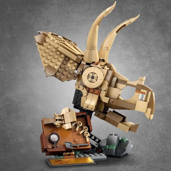 Lego Jurassic World dinosauří lebka triceratopse