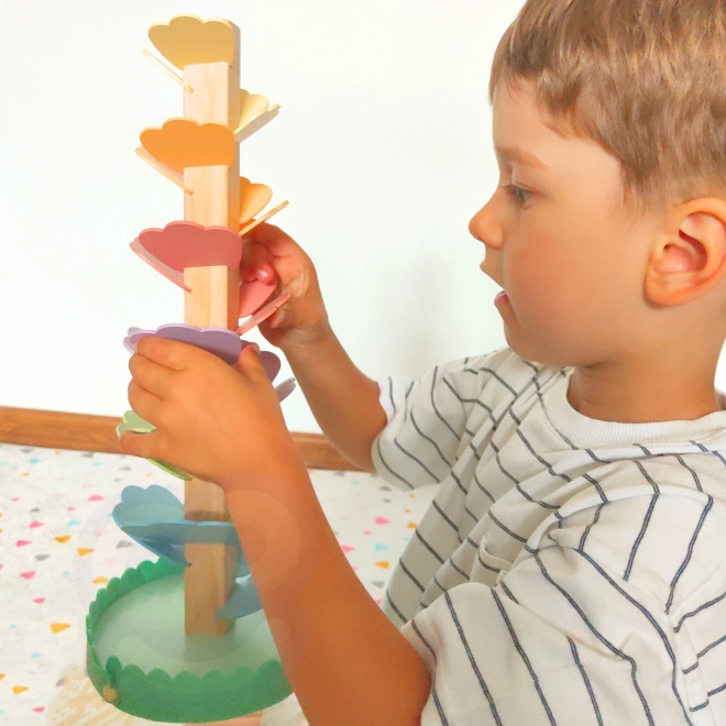 Dřevěná spirálová věž Tooky Toy pro děti