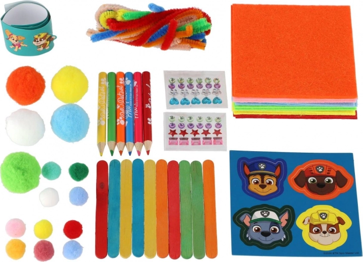 Bohatá sada kreativních materiálů