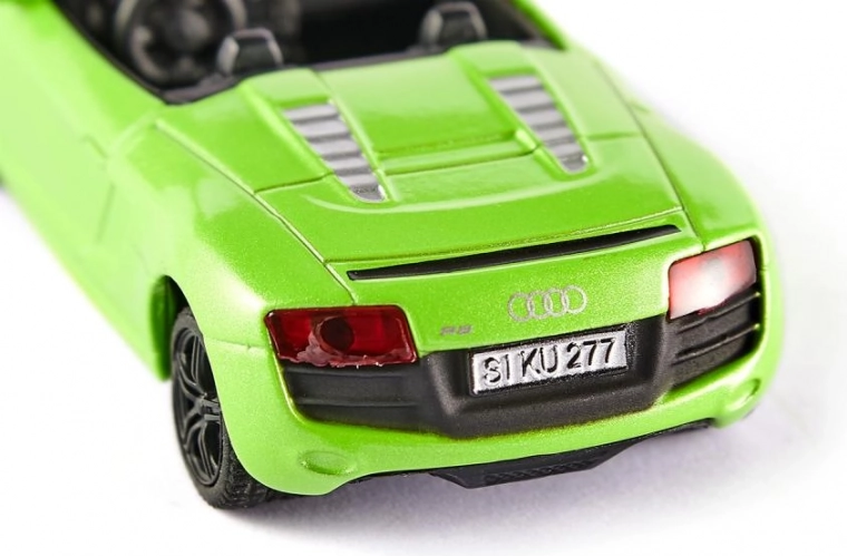 Kovové a plastové provedení