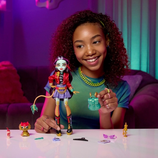 Lalka Monster High Jinafire Long s mazlíčkem