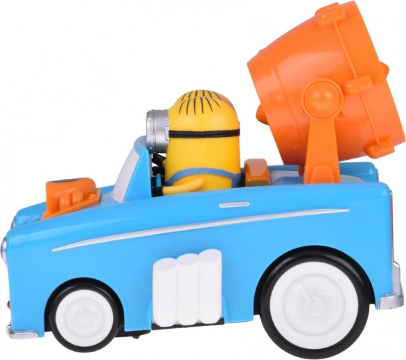 Světla a minioní zvuky