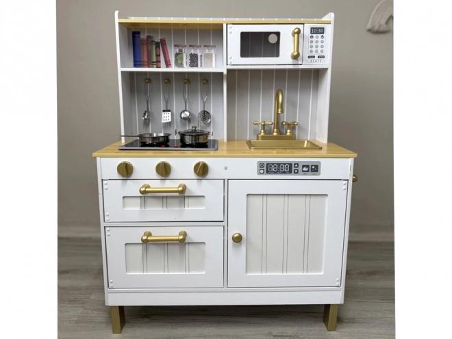 Elegantní bílá dřevěná kuchyňka s příslušenstvím pro děti