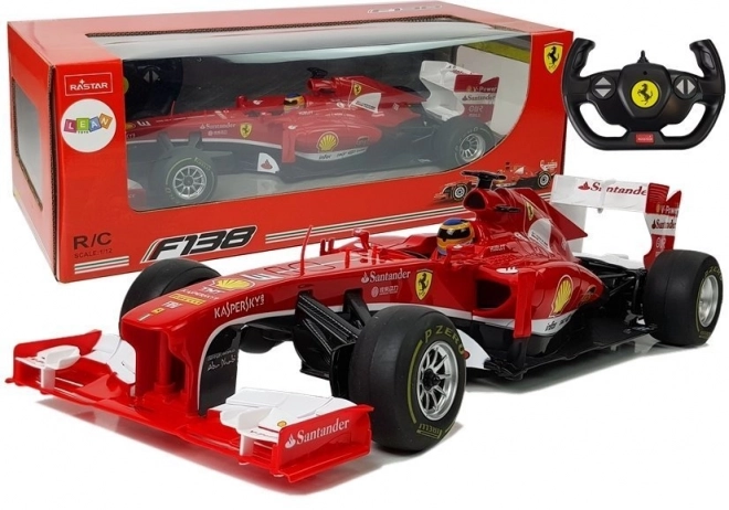 Závodní auto Formule 1 Ferrari F138 červené 1:12