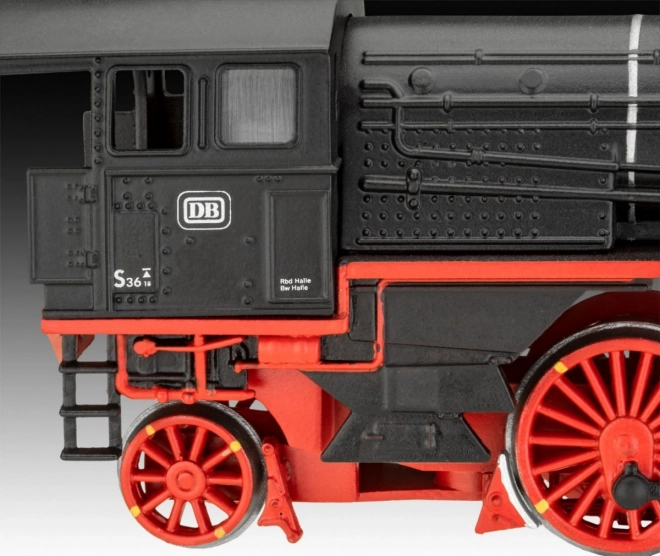 Plastikový model Expresní lokomotiva S3/6 1/87