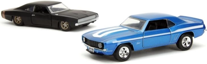 Kovové provedení a realistické detaily