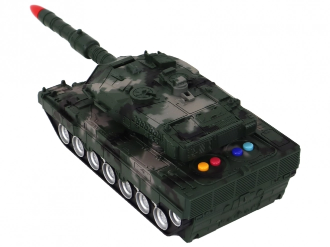 Zelený RC tank