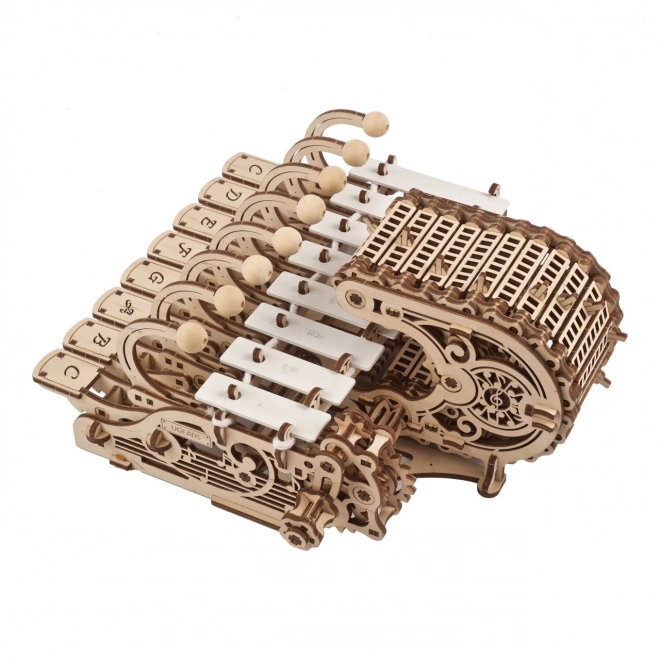 Ugears dřevěný mechanický model hudebního nástroje Celesta