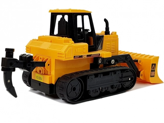 Dálkově ovládaná kola buldozeru Caterpillar 2.4G 1:28