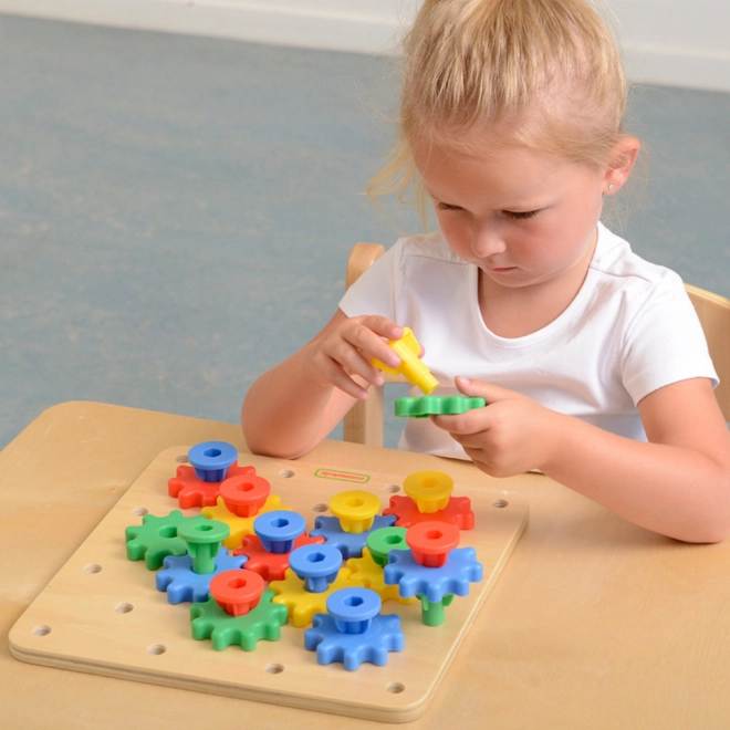 Stavebnice s ozubenými koly MASTERKIDZ Montessori deska