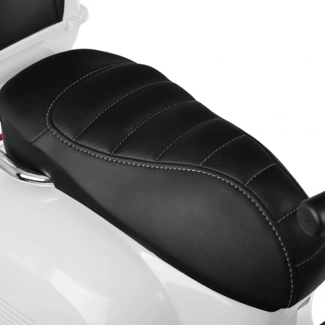 Elektrický skútr Vespa GTS Super pro děti – Bílá