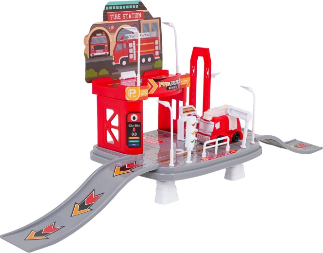 Dvoupatrová požární stanice s výtahem a rampami