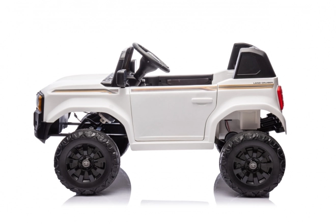 Terénní vozidlo Toyota Land Cruiser PRADO bílé