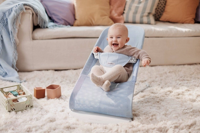 BABYBJORN - Lehátko BALANCE SOFT MESH - šedá/bílá – Modrá/bílá